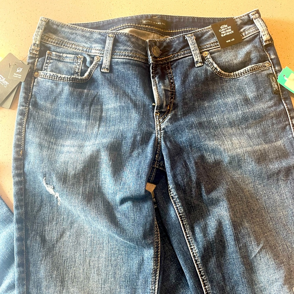 NWT Silver Elyse Curvy Fit Mid Rise Slim Bootcut Jeans